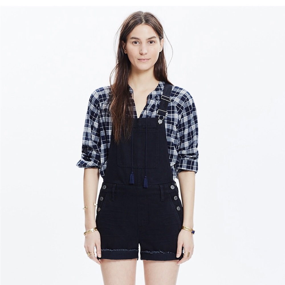 Madewell Adirondack Short Overalls in Washed Black